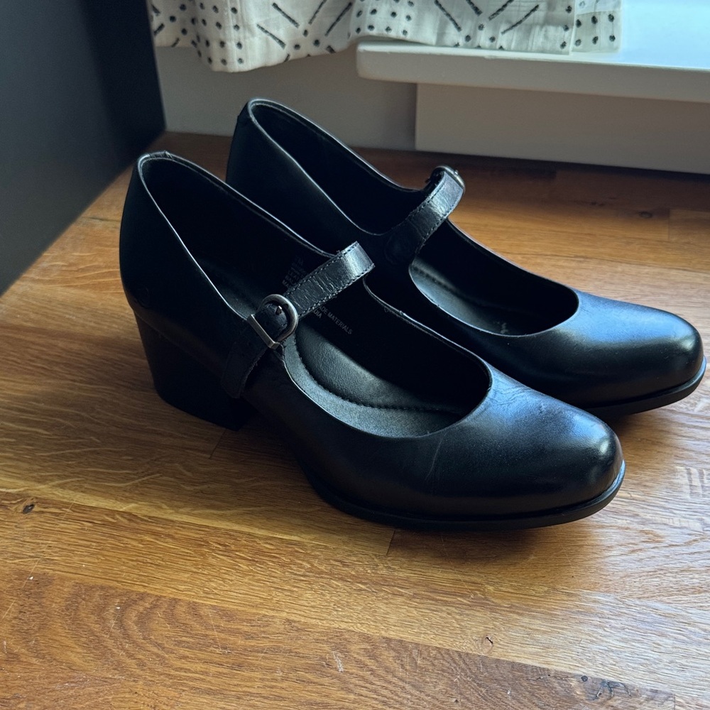 NWOT Born Black Kiki Mary Jane Heels